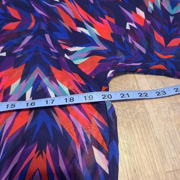 Ana medium petite womens abstract sheer blouse - Picture 9 of 10